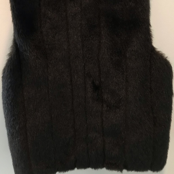 Fall Fashion Paneled Faux Fur Brown Vest - Picture 5 of 5